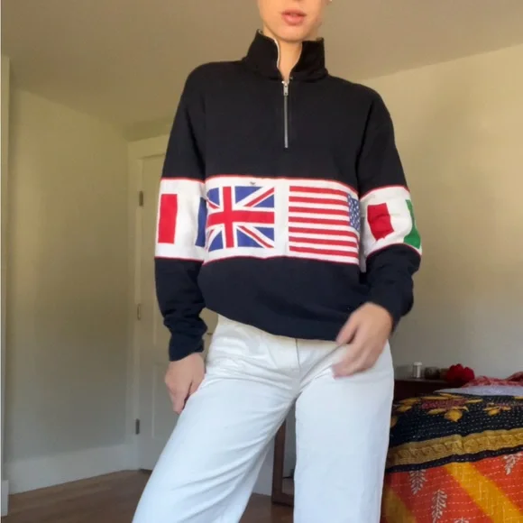 Brandy Melville Isabella flag sweatshirt